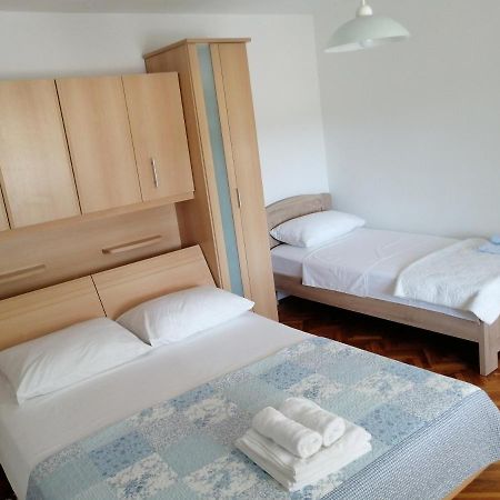 Holiday House Tunjarice Обровац Екстериор снимка