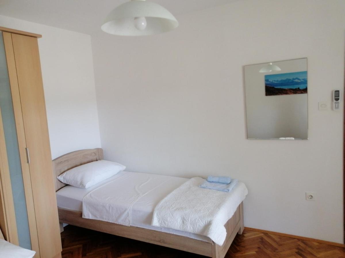 Holiday House Tunjarice Обровац Екстериор снимка