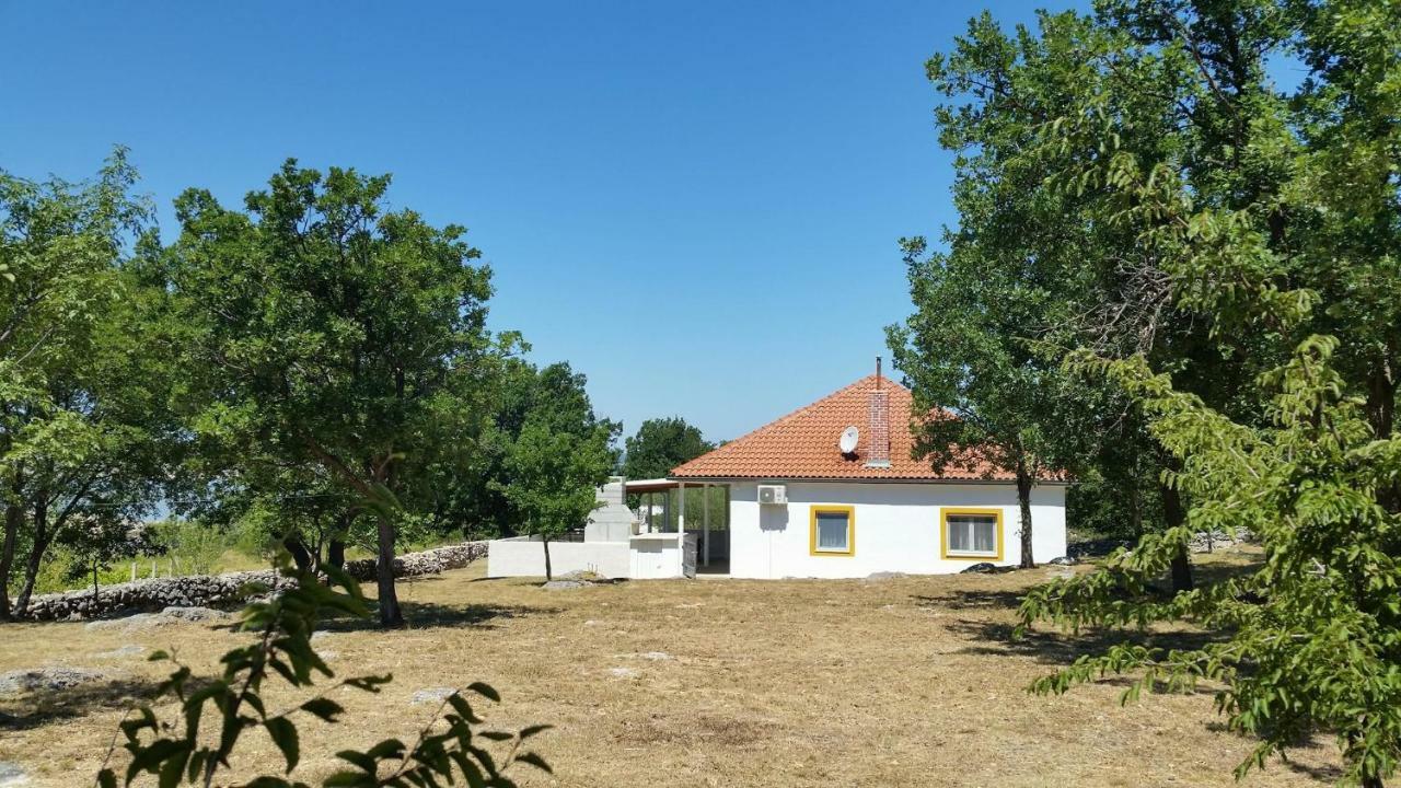 Holiday House Tunjarice Обровац Екстериор снимка